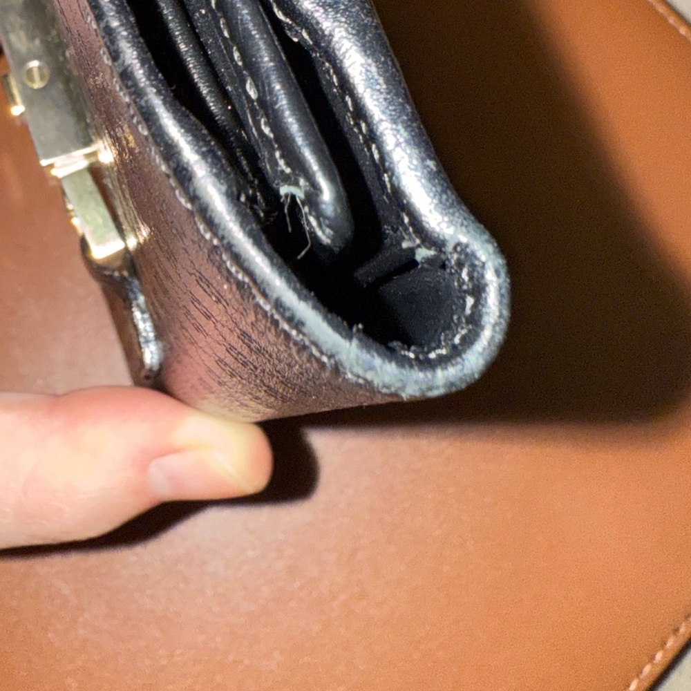 Gucci Microguccissima Jackie Piston Lock Authentic Leather Wallet in Black - Picture 14 of 14